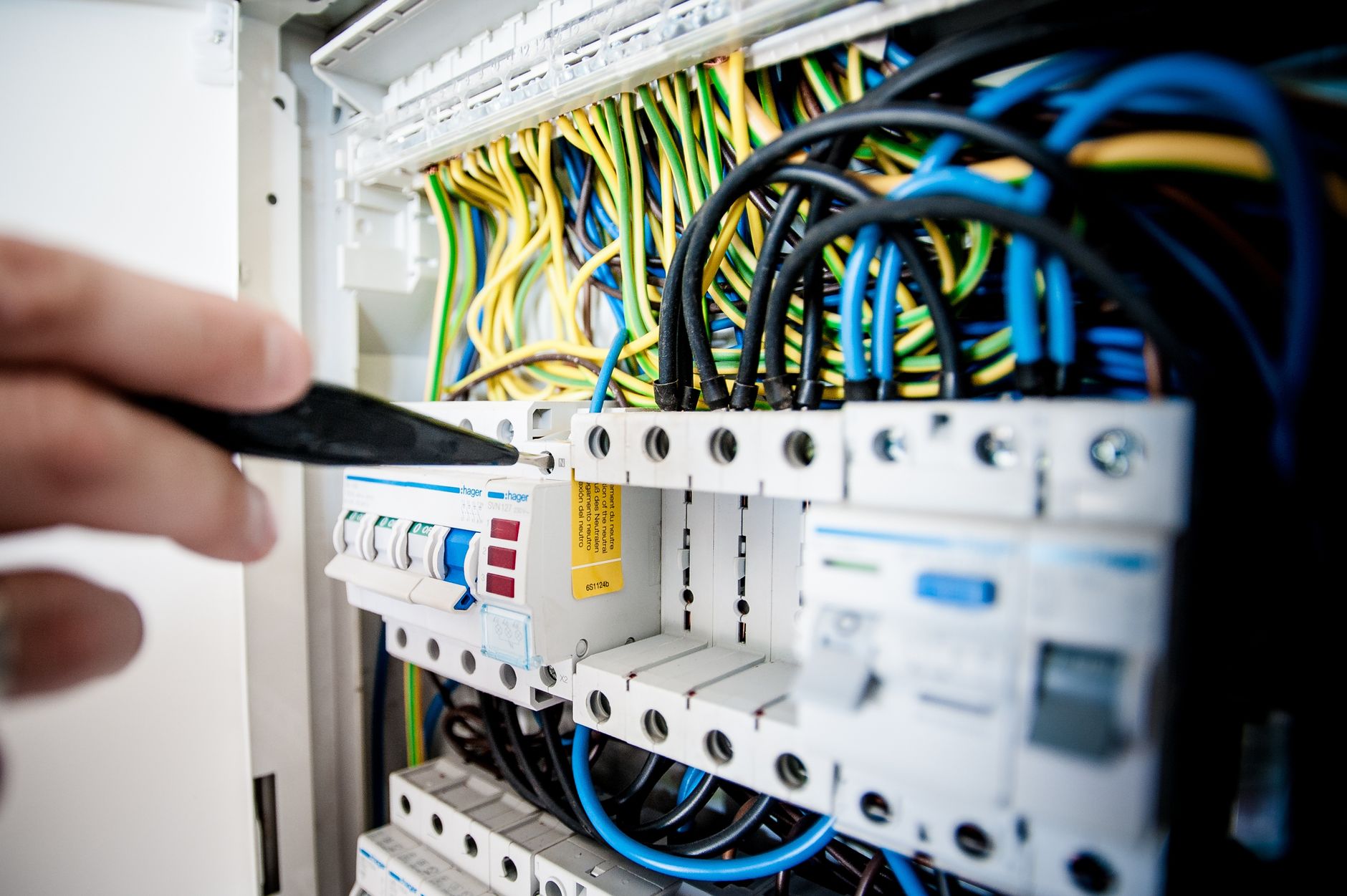 Électricien à Saint-Genis-Laval
